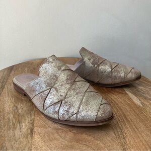 Seychelles | Women's Survival Metallic Woven Crisscross Mule